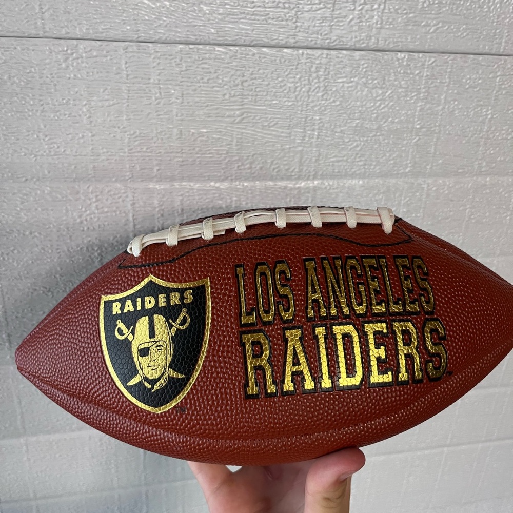 Vintage Los Angeles Raiders 90’s NFL Hutch Leather Original Football